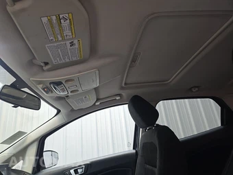 2019 Ford EcoSport SE – miniatura 17