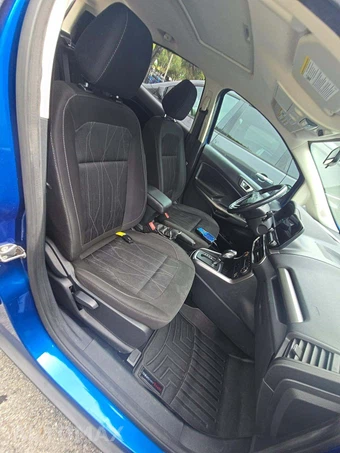2019 Ford EcoSport SE – miniatura 18