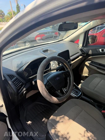2019 Ford EcoSport SE - miniatura 10