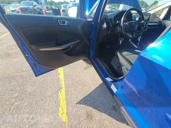2019 Ford EcoSport SE – miniatura 9