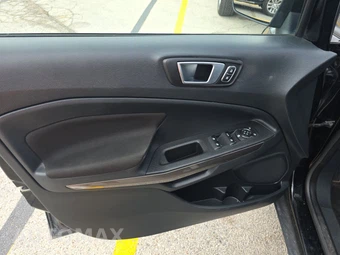 2019 Ford EcoSport SE - miniatura 9