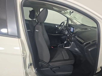 2019 Ford EcoSport SE - miniatura 8