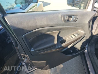 2019 Ford EcoSport SE – miniatura 9