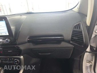 2019 Ford EcoSport Titanium – miniatura 19