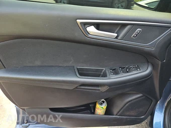2019 Ford Edge SE - miniatura 9