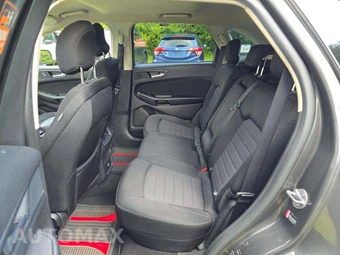 2019 Ford Edge SE – miniatura 13
