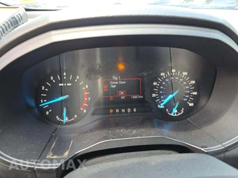 2019 Ford Edge SE – miniatura 9