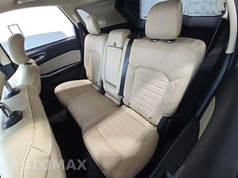 2019 Ford Edge SE – miniatura 13