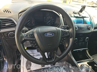 2019 Ford Edge SE - miniatura 10