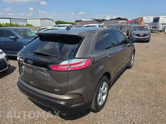 2019 Ford Edge SE – miniatura 3
