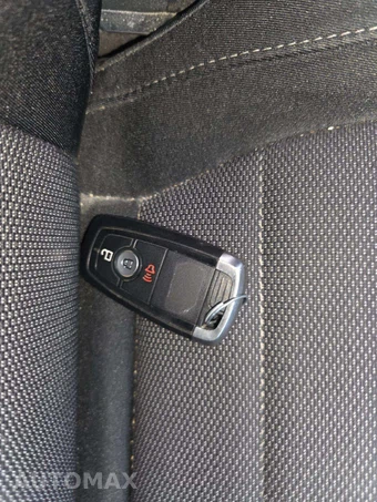 2019 Ford Edge SE – miniatura 8