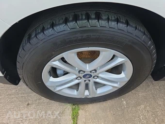 2019 Ford Edge SEL – miniatura 8