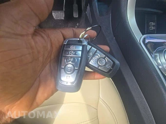 2019 Ford Edge SEL - miniatura 5
