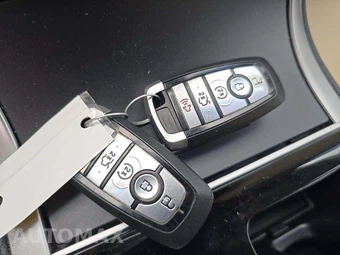 2019 Ford Edge SEL – miniatura 8
