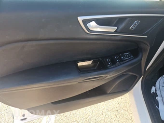 2019 Ford Edge SEL - miniatura 9