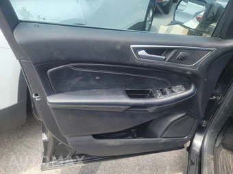 2019 Ford Edge SEL – miniatura 9