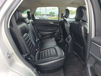2019 Ford Edge SEL - miniatura 16