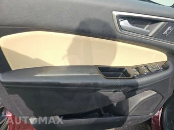 2019 Ford Edge SEL – miniatura 9