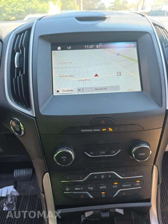 2019 Ford Edge SEL - miniatura 10