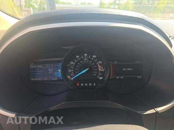 2019 Ford Edge SEL – miniatura 9