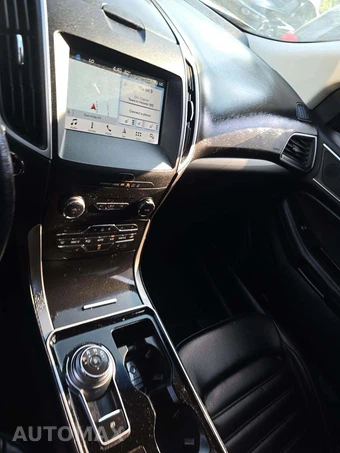 2019 Ford Edge SEL – miniatura 10