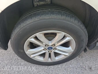 2019 Ford Edge SEL - miniatura 10