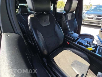 2019 Ford Edge ST – miniatura 18