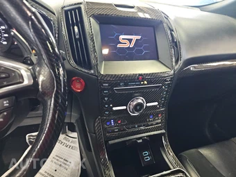 2019 Ford Edge ST - miniatura 11