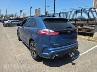 2019 Ford Edge ST - miniatura 2