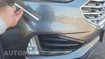 2019 Ford Edge Titanium - miniatura 2