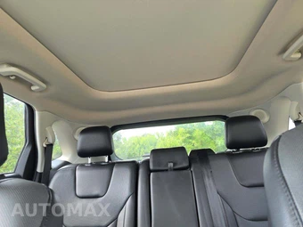 2019 Ford Edge Titanium – miniatura 11