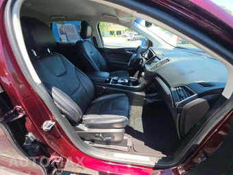 2019 Ford Edge Titanium - miniatura 18