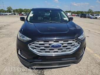 2019 Ford Edge Titanium – miniatura 2