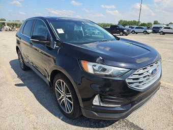 2019 Ford Edge Titanium – miniatura 3