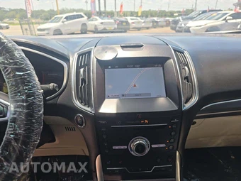 2019 Ford Edge Titanium - miniatura 10