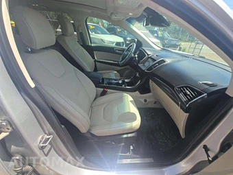 2019 Ford Edge Titanium - miniatura 18