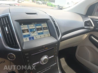 2019 Ford Edge Titanium - miniatura 11