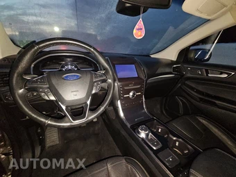 2019 Ford Edge Titanium – miniatura 11