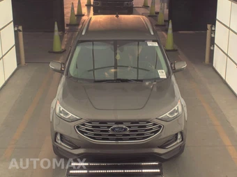 2019 Ford Edge Titanium – miniatura 2