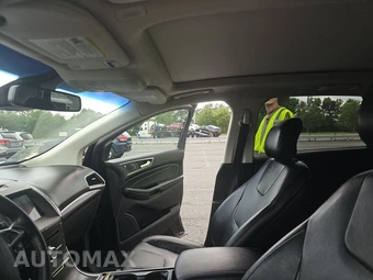 2019 Ford Edge Titanium – miniatura 17