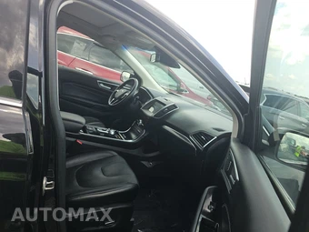 2019 Ford Edge Titanium – miniatura 8