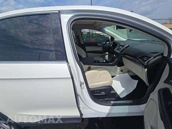 2019 Ford Edge Titanium – miniatura 19