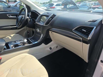 2019 Ford Edge Titanium - miniatura 16