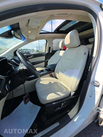 2019 Ford Edge Titanium - miniatura 3