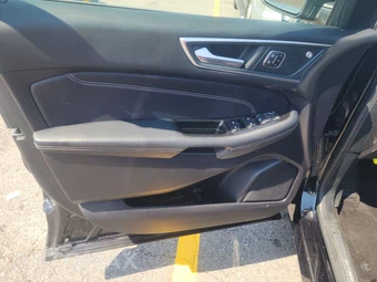 2019 Ford Edge Titanium - miniatura 9