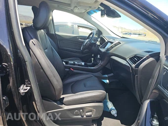 2019 Ford Edge Titanium – miniatura 8