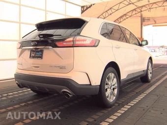 2019 Ford Edge Titanium - miniatura 4