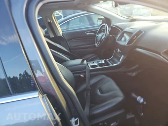 2019 Ford Edge Titanium - miniatura 8