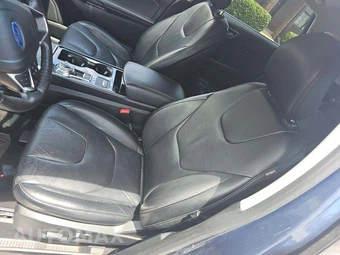 2019 Ford Edge Titanium – miniatura 3