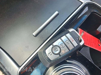 2019 Ford Edge Titanium – miniatura 5